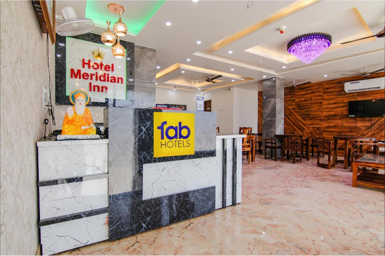 Fabhotel Meridian Inn Mohali Esterno foto